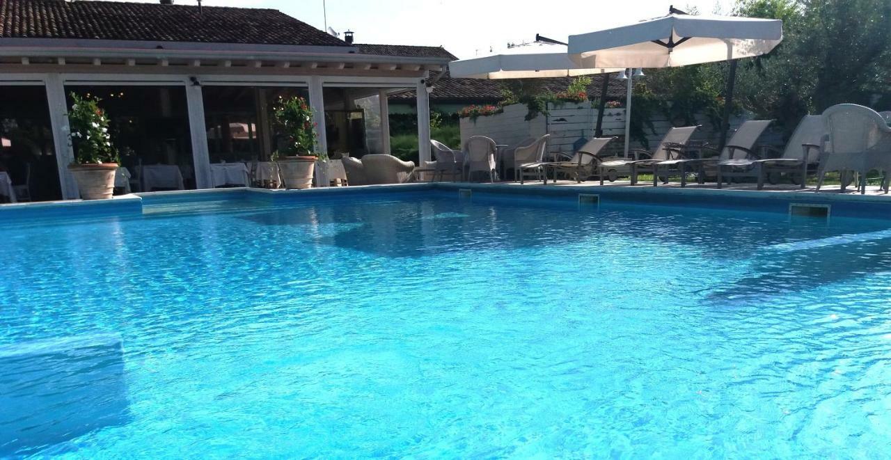Relais Villa Roncuzzi Russi Екстер'єр фото